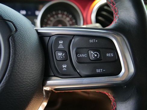 Used 2021 Jeep Wrangler Rubicon AWD/4WD image 30