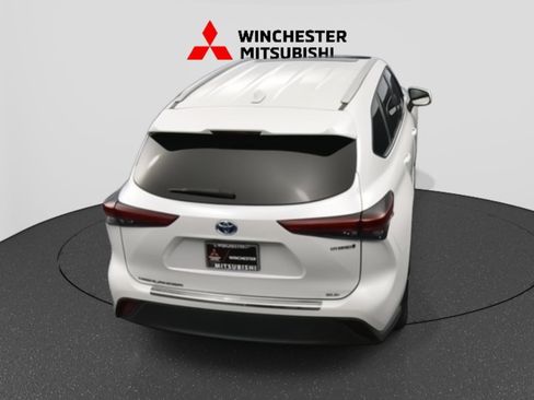 Used 2022 Toyota Highlander Bronze Edition image 31