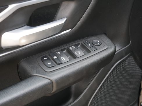 Used 2022 RAM 1500 Big Horn AWD/4WD image 19