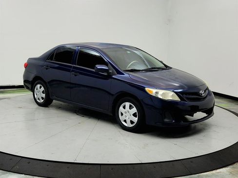 Used 2013 Toyota Corolla L FWD image 3