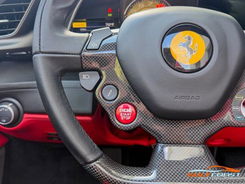 Used 2018 Ferrari 488 Spider image 29