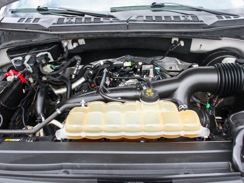 Used 2019 Ford F150 XLT w/ Equipment Group 302A Luxury RWD image 11