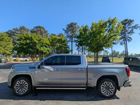 Used 2025 GMC Sierra 1500 Denali Ultimate image 2
