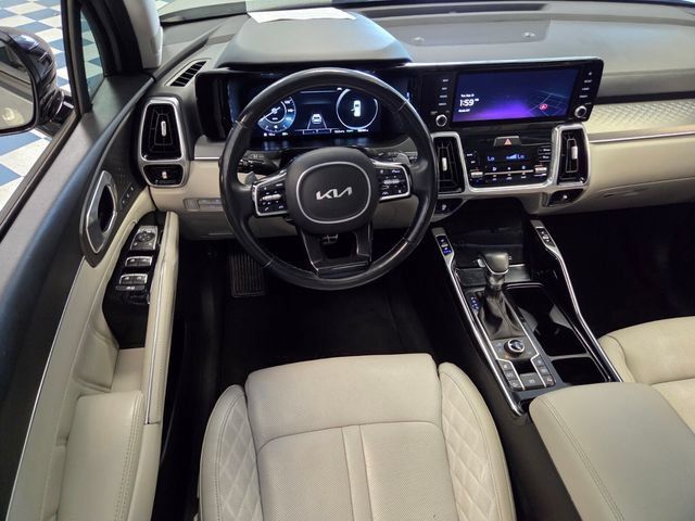 Used 2023 Kia Sorento SX AWD/4WD image 13