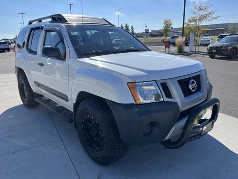 Used 2013 Nissan Xterra S image 3