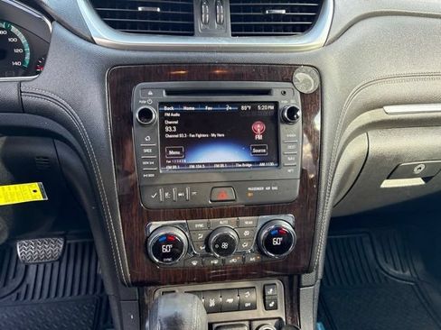 Used 2017 Chevrolet Traverse LT AWD/4WD image 12
