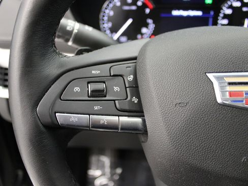 Certified 2022 Cadillac XT4 Premium Luxury w/ Enhanced Visibility Package image 21