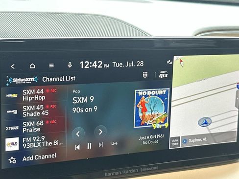 Used 2023 Hyundai Santa Fe Calligraphy FWD image 32