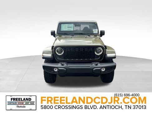 New 2025 Jeep Gladiator Willys image 2