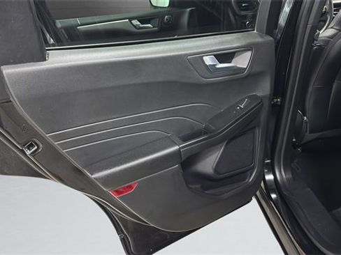 Used 2024 Ford Escape Platinum image 25