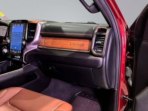 Used 2024 RAM 1500 Limited image 27