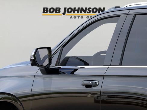 New 2026 Chevrolet Tahoe Premier w/ Sun And Tow Package AWD/4WD image 22