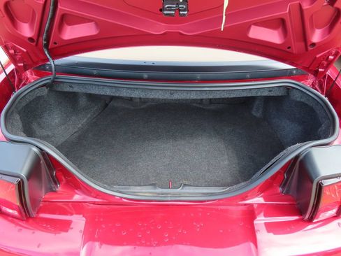 Used 2004 Ford Mustang GT RWD image 35