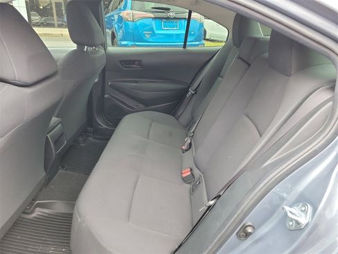 Used 2022 Toyota Corolla LE image 36