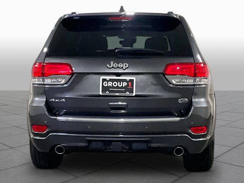 Used 2019 Jeep Grand Cherokee Overland AWD/4WD image 4
