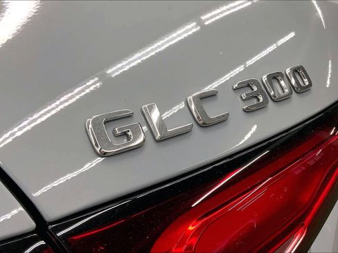 New 2026 Mercedes-Benz GLC 300 image 16