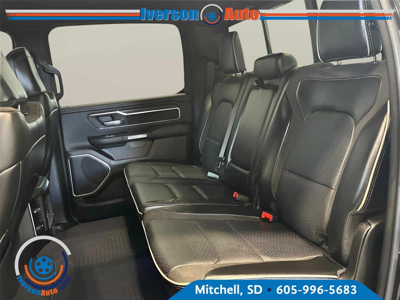 Used 2023 RAM 1500 Laramie AWD/4WD image 25