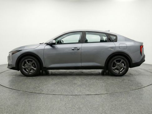 Used 2025 Kia K4 FWD image 5