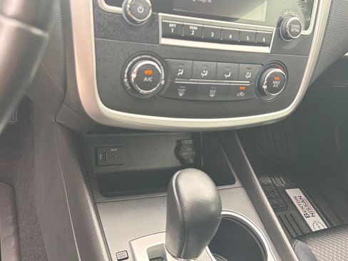 Used 2016 Nissan Altima 3.5 SR FWD image 37