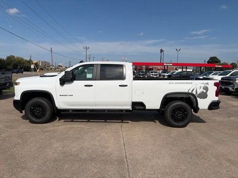 New 2026 Chevrolet Silverado 3500 W/T AWD/4WD image 3