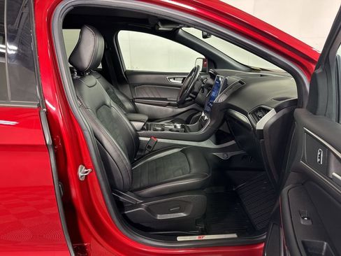 Used 2023 Ford Edge ST-Line AWD/4WD image 18