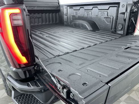 New 2025 GMC Sierra 2500 Denali AWD/4WD image 26