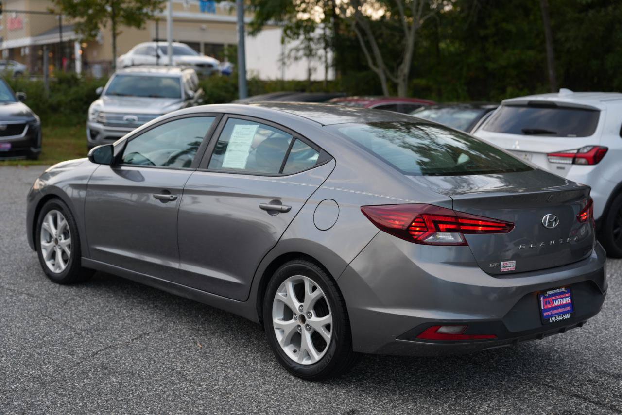 Used 2019 Hyundai Elantra SE FWD image 7