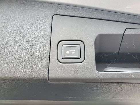 Used 2023 Cadillac XT5 Luxury image 47