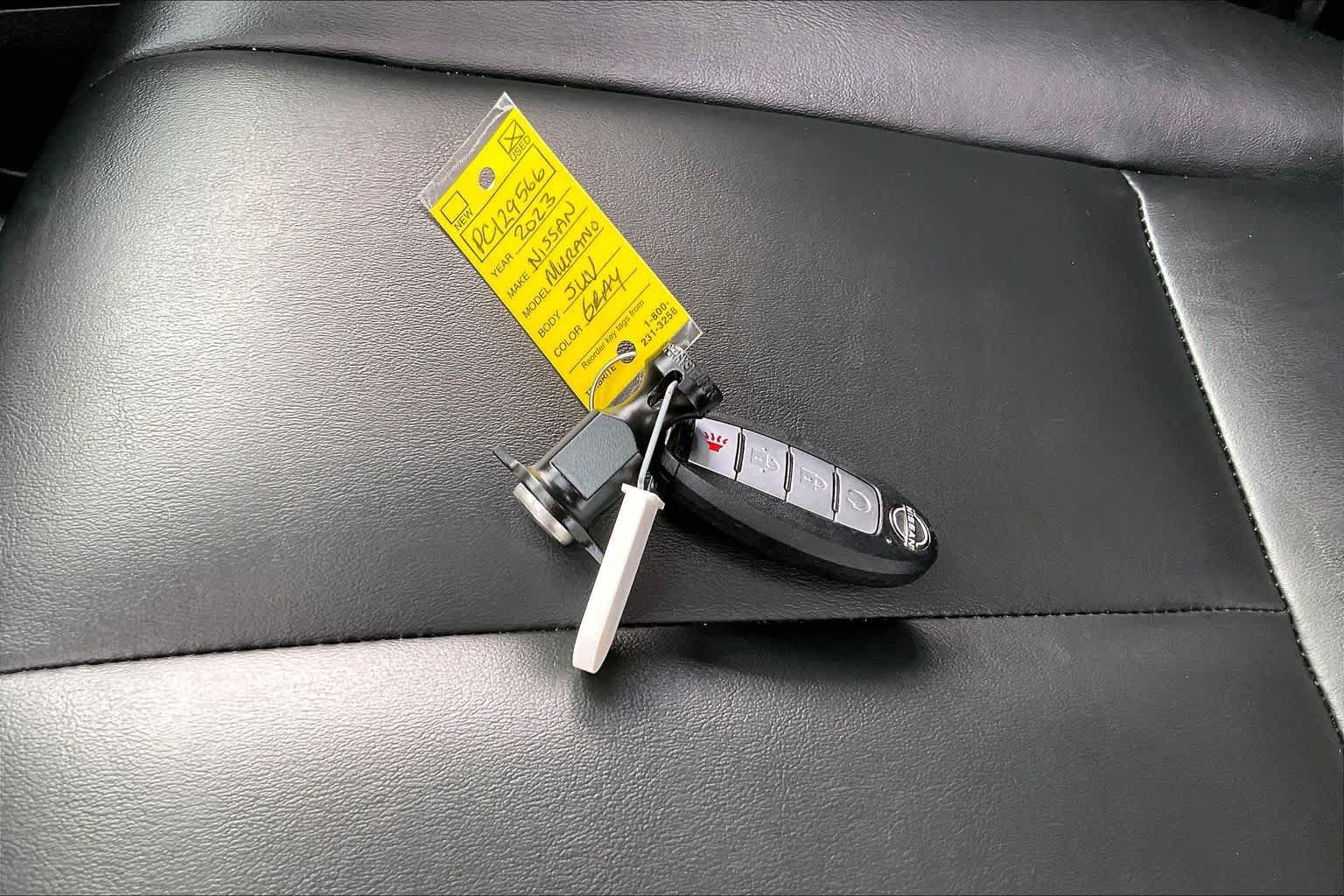 Used 2023 Nissan Murano SV FWD image 14