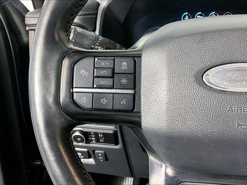 Used 2023 Ford Expedition Platinum AWD/4WD image 18