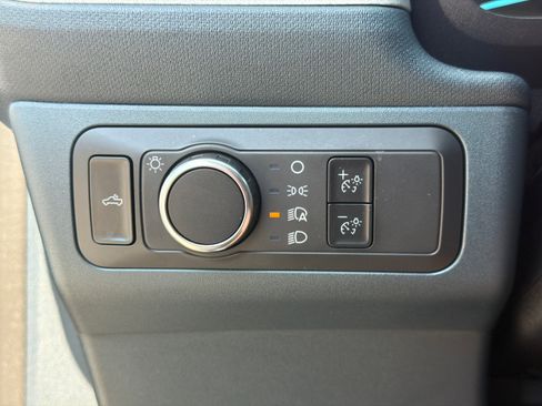 Used 2022 Ford Maverick XLT FWD image 32