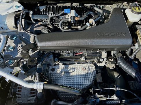 Used 2020 Nissan Rogue SV image 28