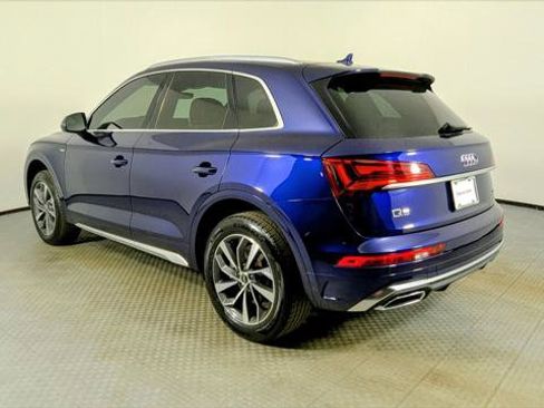 Used 2023 Audi Q5 2.0T Premium w/ Convenience Package AWD/4WD image 4