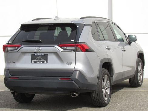 Certified 2024 Toyota RAV4 XLE w/ Convenience Package image 6