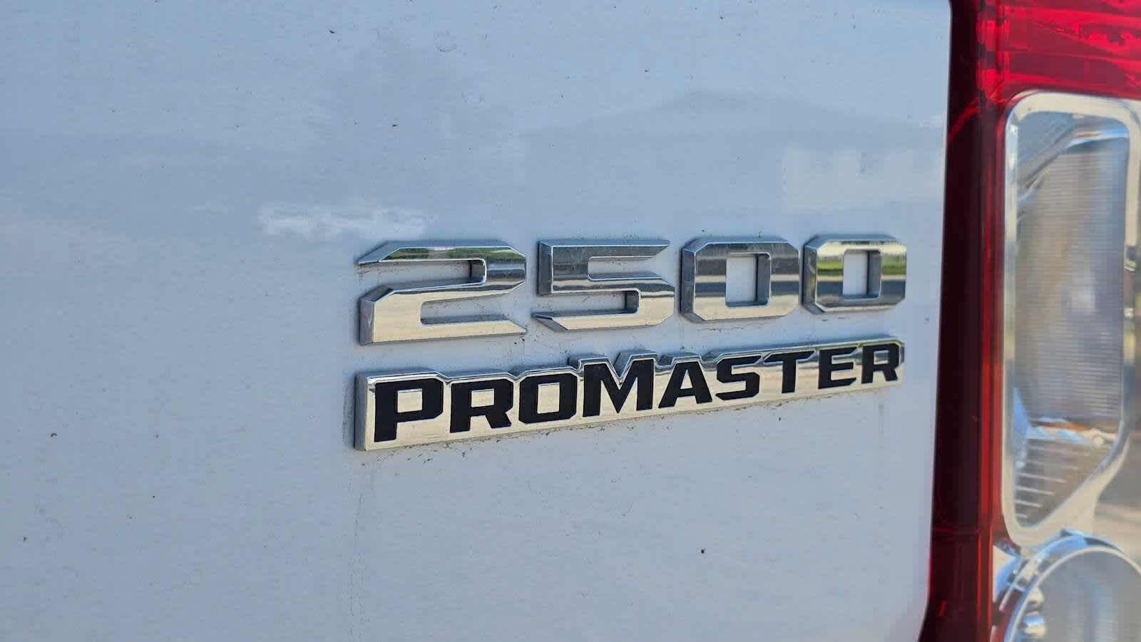 Used 2023 RAM ProMaster 2500 FWD image 18