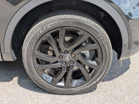 Used 2016 Land Rover Discovery Sport HSE Luxury image 12