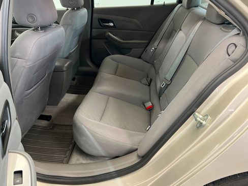 Used 2014 Chevrolet Malibu LS FWD image 22