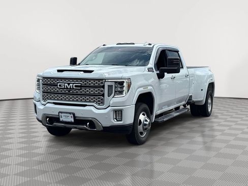 Used 2023 GMC Sierra 3500 Denali w/ Denali Ultimate Package AWD/4WD image 3