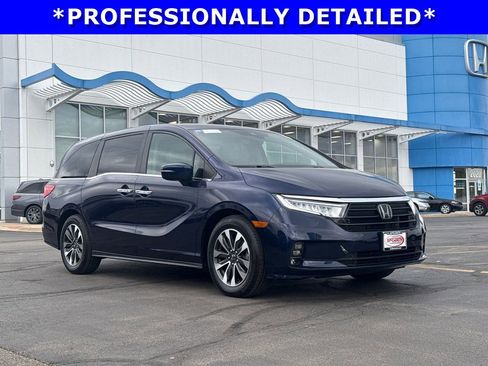 Certified 2023 Honda Odyssey EX-L image 3