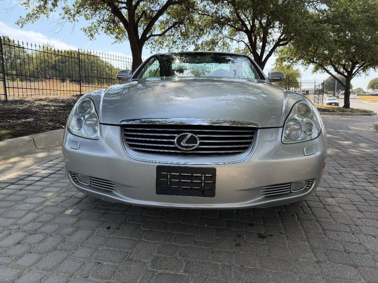 Used 2002 Lexus SC 430 Convertible RWD image 9