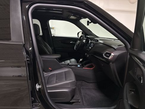 Used 2021 Chevrolet TrailBlazer RS w/ Sun and Liftgate Package AWD/4WD image 22