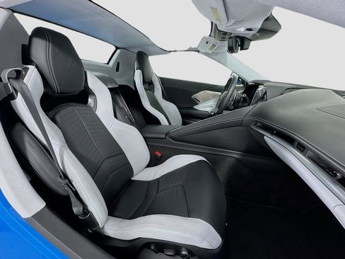 Used 2023 Chevrolet Corvette Stingray Premium Conv w/ 3LT image 24