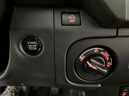 Used 2026 Nissan Frontier PRO-4X w/ Pro-4x Convenience Package image 42