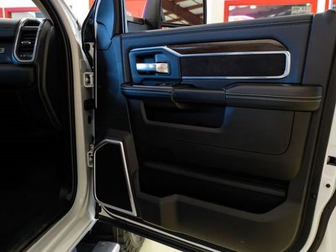 Used 2024 RAM 3500 Laramie w/ Towing Technology Group image 43