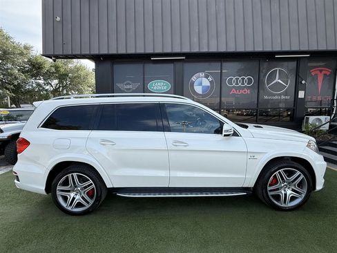 Used 2016 Mercedes-Benz GL 63 AMG 4MATIC image 8