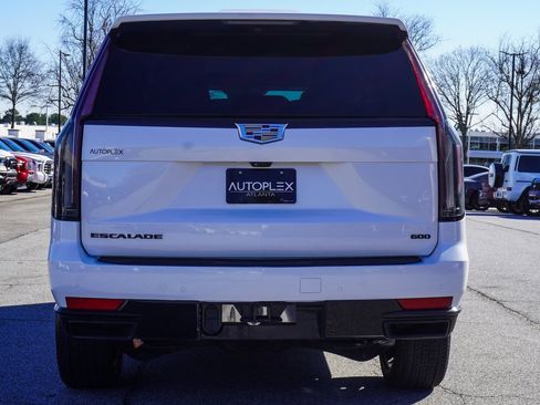 Used 2021 Cadillac Escalade Sport Platinum image 38