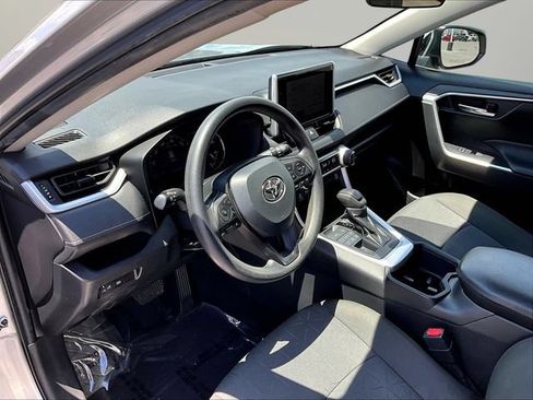Used 2023 Toyota RAV4 XLE AWD/4WD image 17
