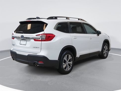 Certified 2025 Subaru Ascent Premium w/ Premium Package image 5