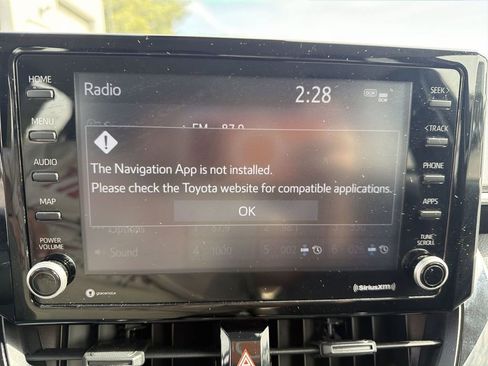 Used 2022 Toyota Corolla LE image 24