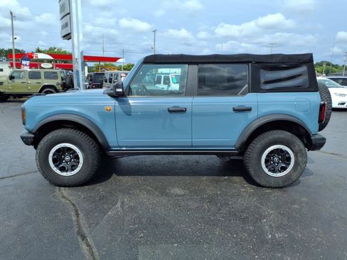 Used 2021 Ford Bronco Badlands image 7